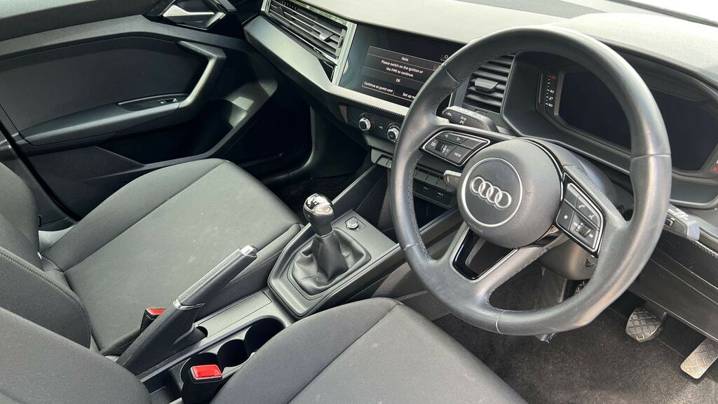 Audi A1 30 Tfsi 110 Technik YB22UJS White #6