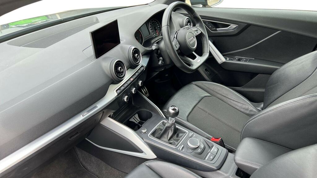Audi Q2 30 Tdi S Line FL20LWW Grey #2