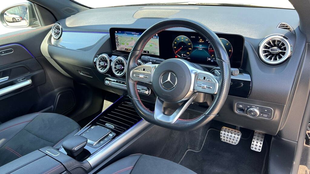 Mercedes-Benz GLA Class Gla 220D 4Matic Amg Line Prem Night Ed Black #3