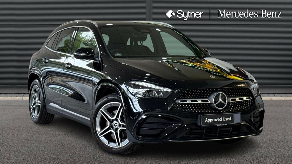 Mercedes-Benz GLA Class Gla 220D 4Matic Amg Line Executive Black