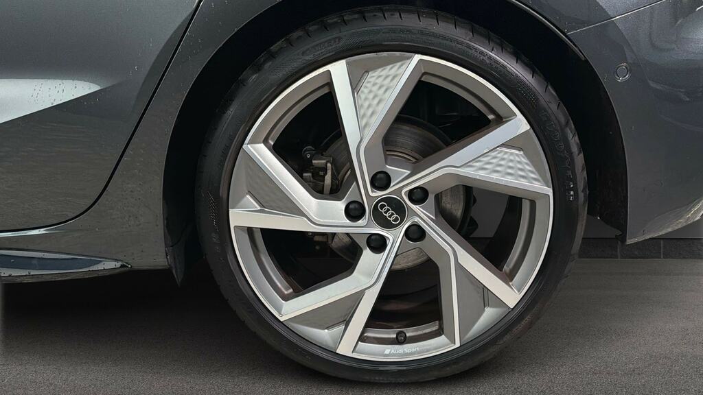 Audi A3 35 Tfsi Black Edition S Tronic Tech Pack CX75HKE Grey #5