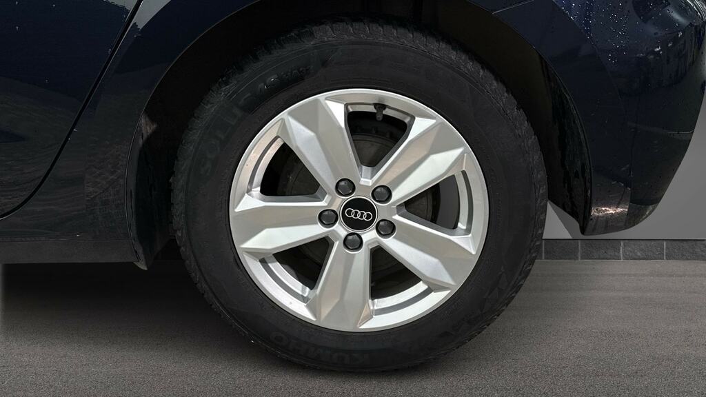 Audi A1 25 Tfsi Technik CY70CTK Blue #5