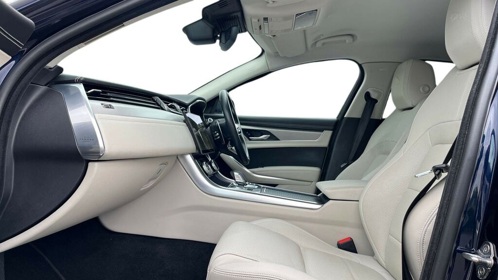 Jaguar XF R-dynamic Hse Red #3