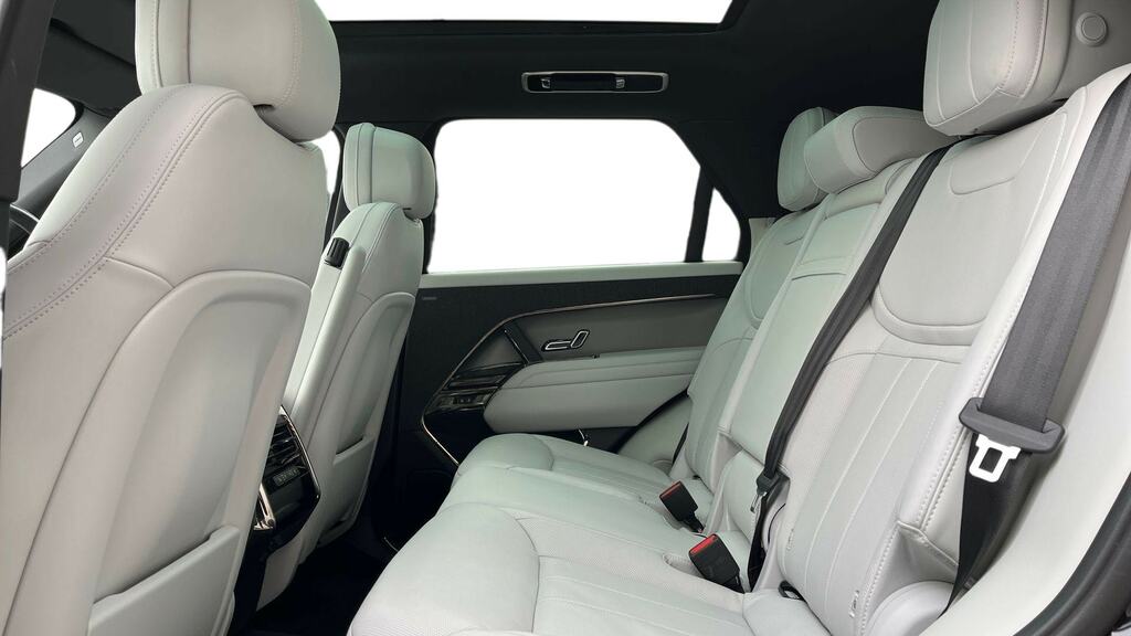 Land Rover Range Rover Sport 3.0 D300 Se BA74LJE Black #4