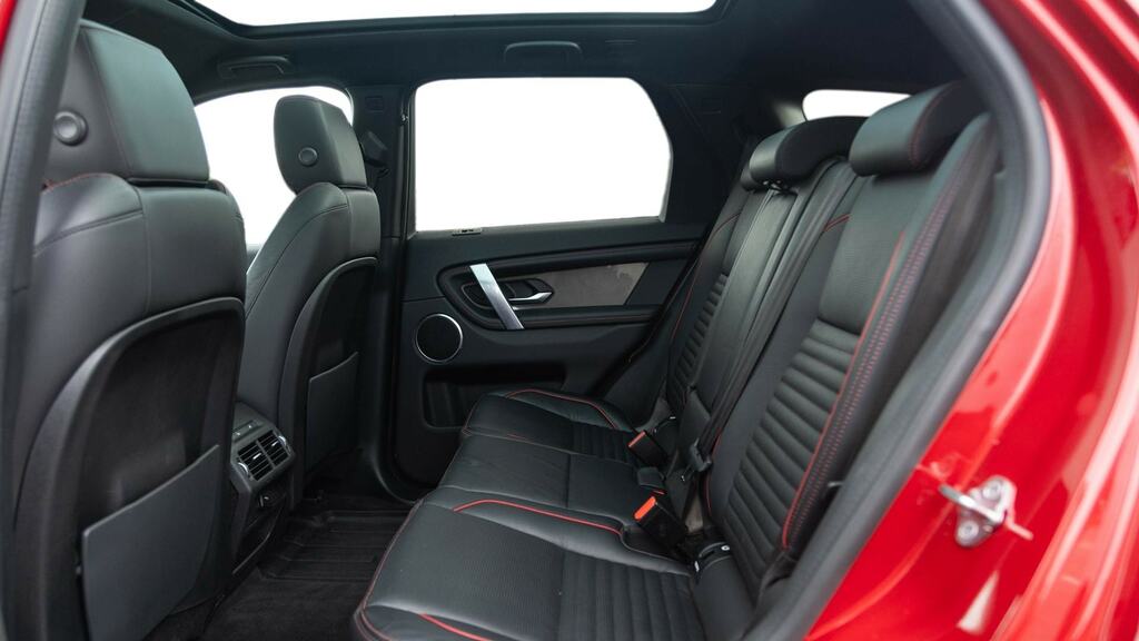 Land Rover Discovery Sport 2.0 D180 R-dynamic Se FA69AAU Red #4