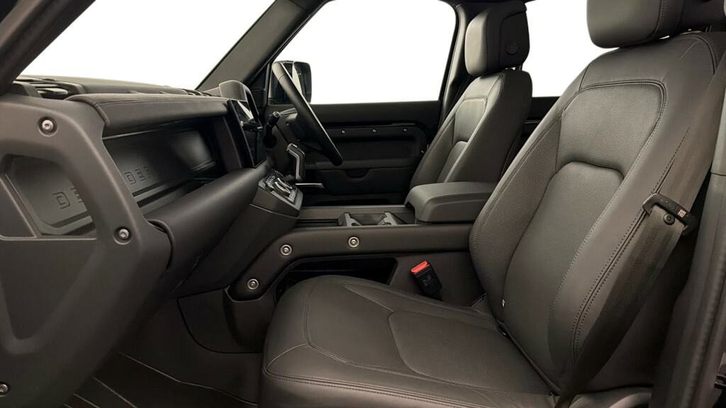 Land Rover Defender 110 3.0 D350 X-dynamic Hse 110 ST25OFR Black #3