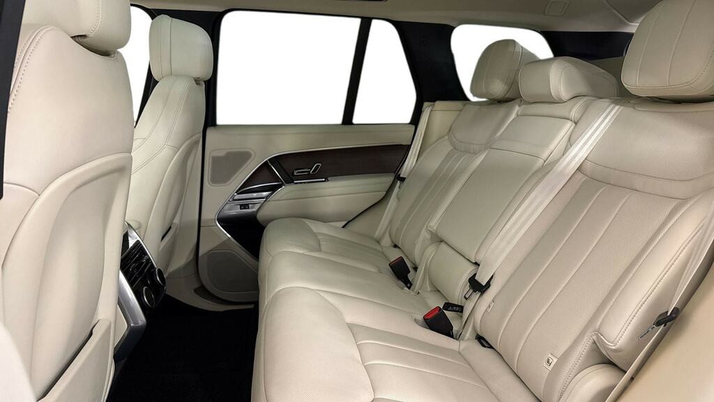 Land Rover Range Rover 3.0 D350 Hse LJ26UGX Green #4
