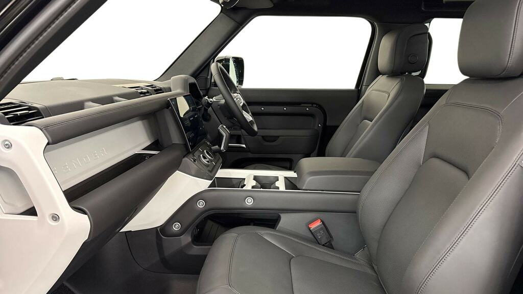 Land Rover Defender 90 3.0 D250 X-dynamic Hse 90 LC26DTZ Black #3