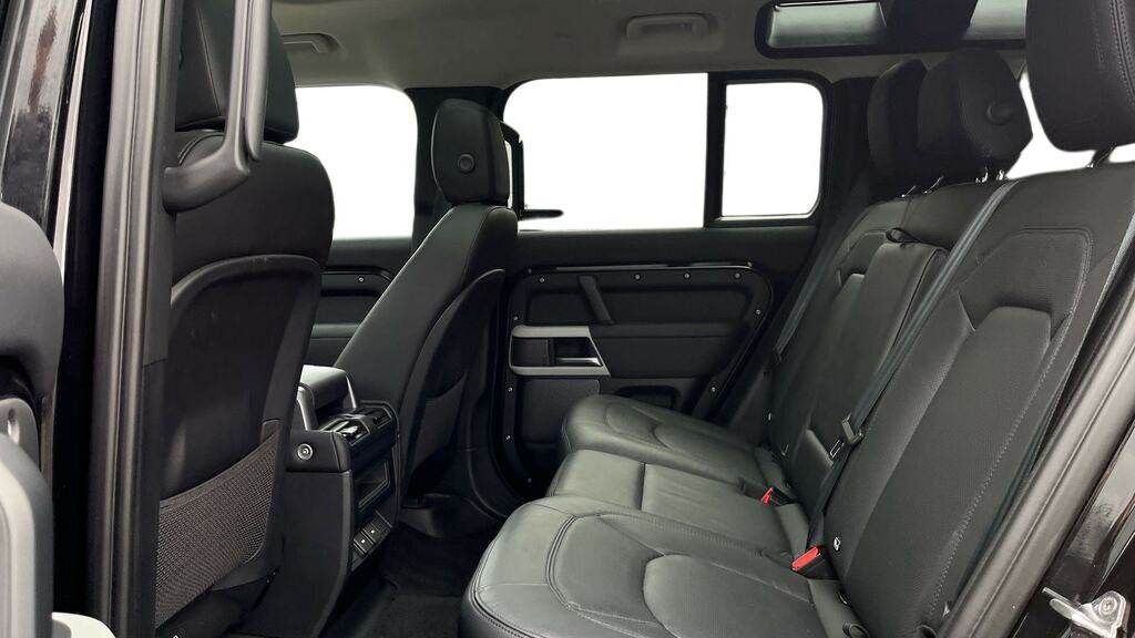 Land Rover Defender 110 3.0 D250 Xs Edition 110 YL23OAH Black #4