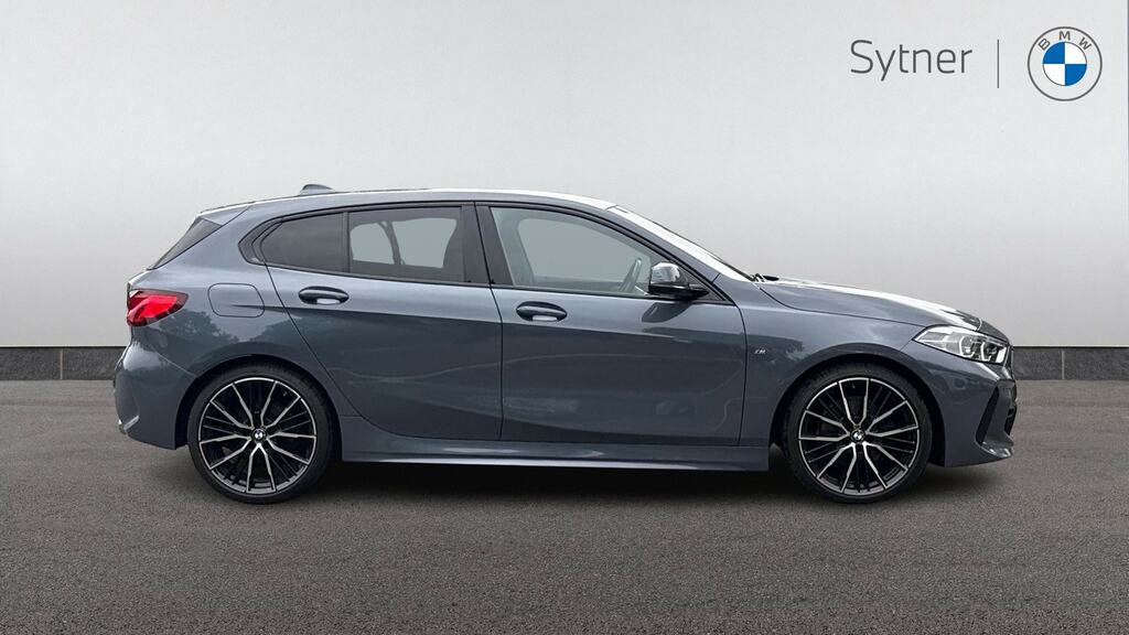 BMW 1 Series 118D M Sport Blue #3