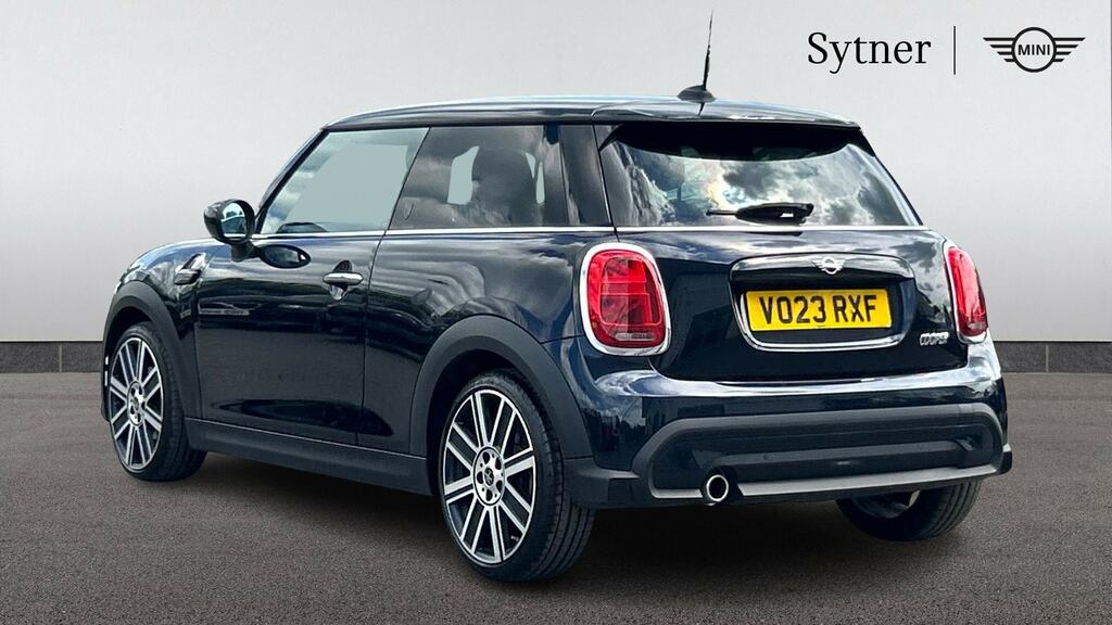 Mini Hatch 1.5 Cooper Exclusive Comfort Pack VO23RXF Black #2