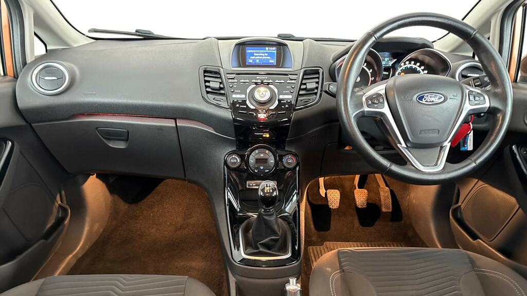 Ford Fiesta 1.0 Ecoboost 125 Titanium WM15DYG Orange #6