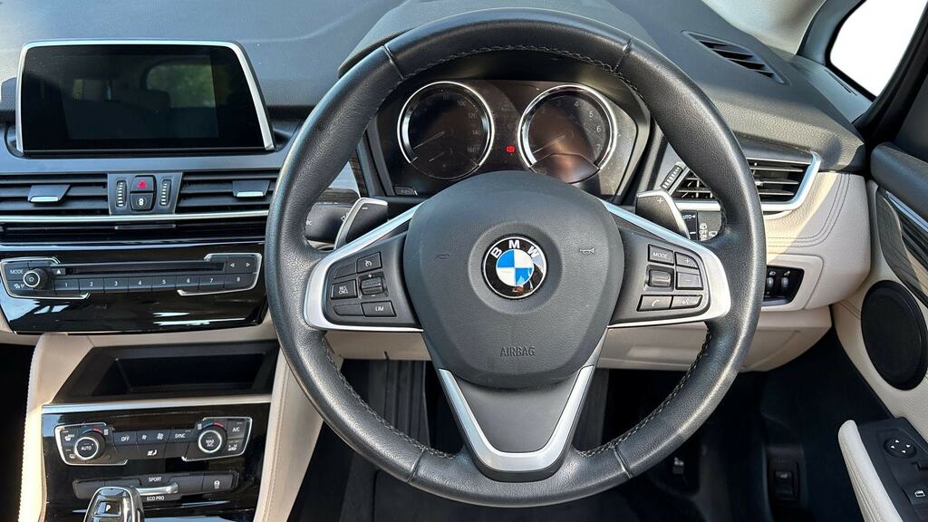 BMW 2 Series Gran Tourer 220I Luxury Dct Gold #5
