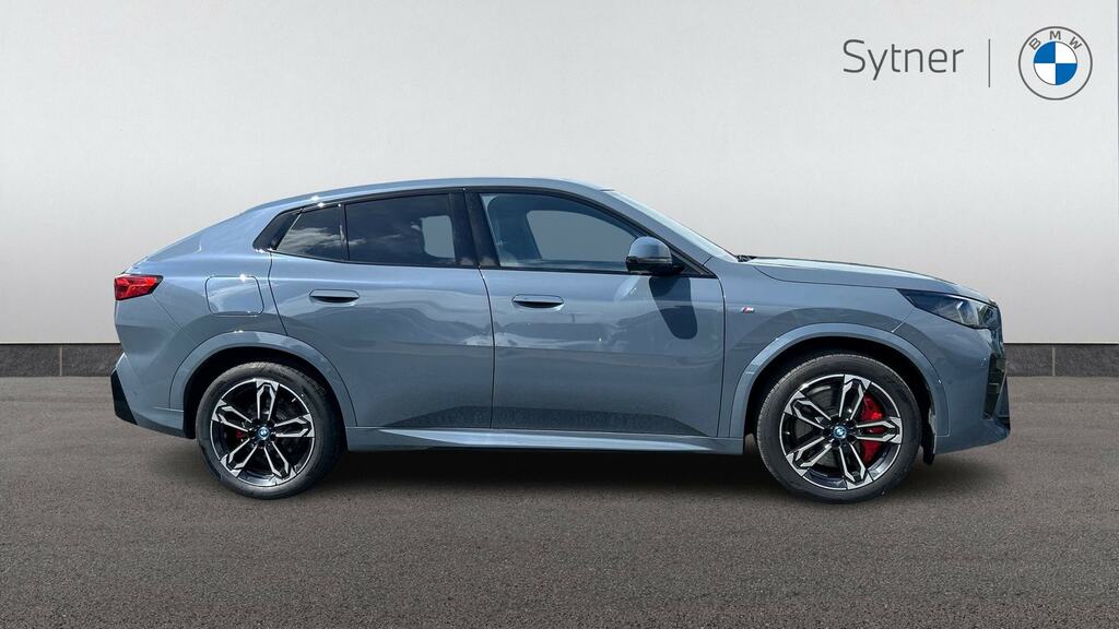 BMW iX2 150Kw Edrive20 M Sport 65Kwh Techpro YB25RJO Blue #3