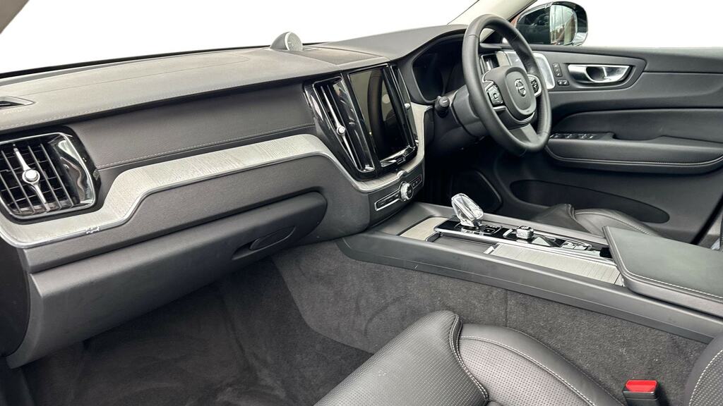 Volvo XC60 2.0 B5p Ultra Dark Awd Geartronic RV25TZJ Black #4