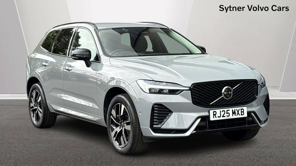 Volvo XC60 2.0 B5p Plus Dark Awd Geartronic Grey