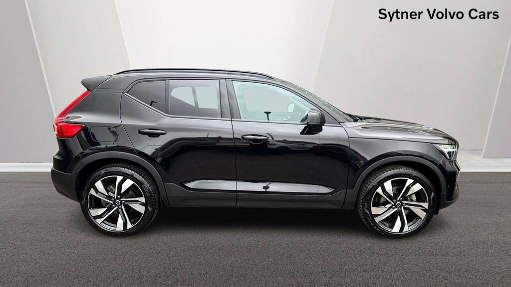 Volvo XC40 2.0 B4p Ultra Dark RF25DXC Black #3
