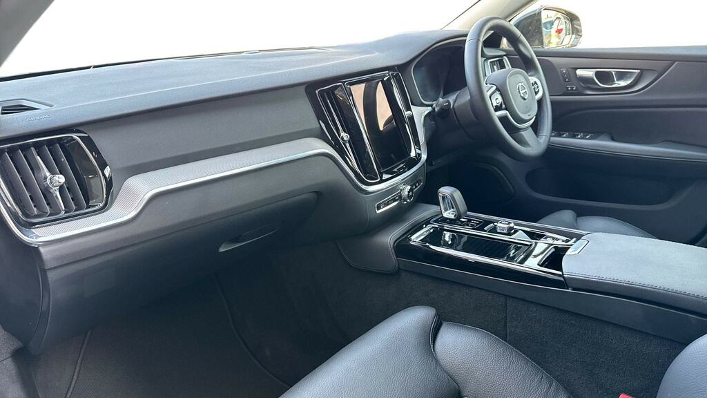 Volvo V60 2.0 T6 335 Phev Plus Dark Awd RJ25GXF Grey #4