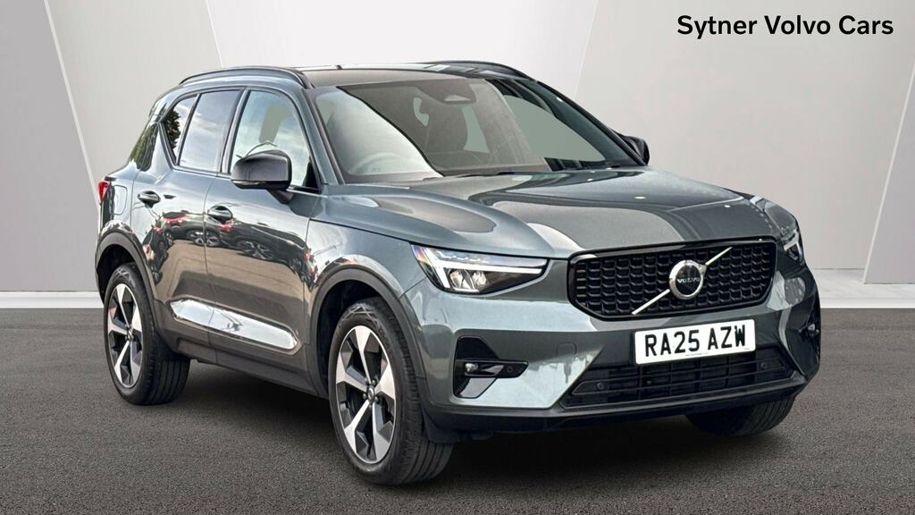 Volvo XC40 2.0 B4p Plus Dark Green