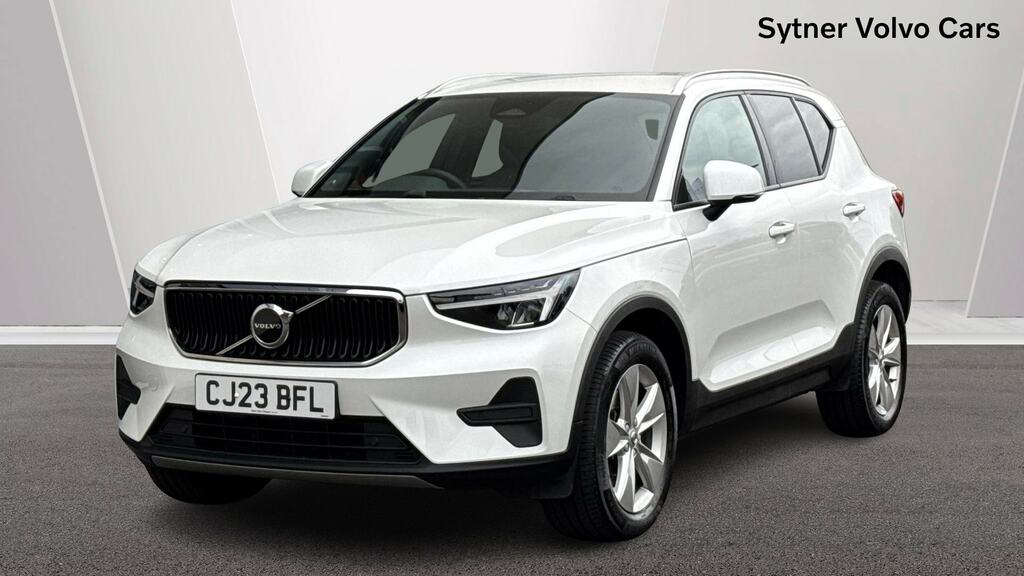 Volvo XC40 2.0 B3p Core CJ23BFL White #6