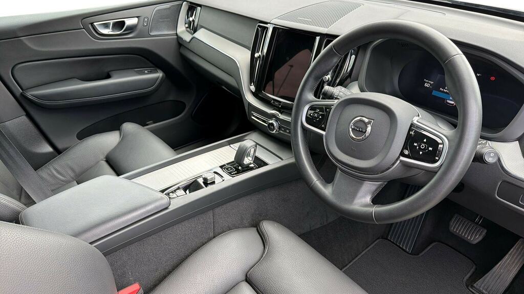Volvo XC60 2.0 B5p Plus Dark Awd Geartronic RV25OZS Grey #5