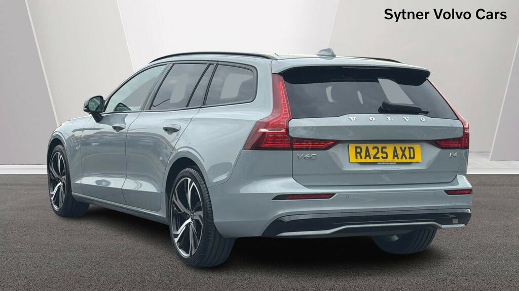 Volvo V60 2.0 B4p Plus Dark 7 Speed RA25AXD Grey #2