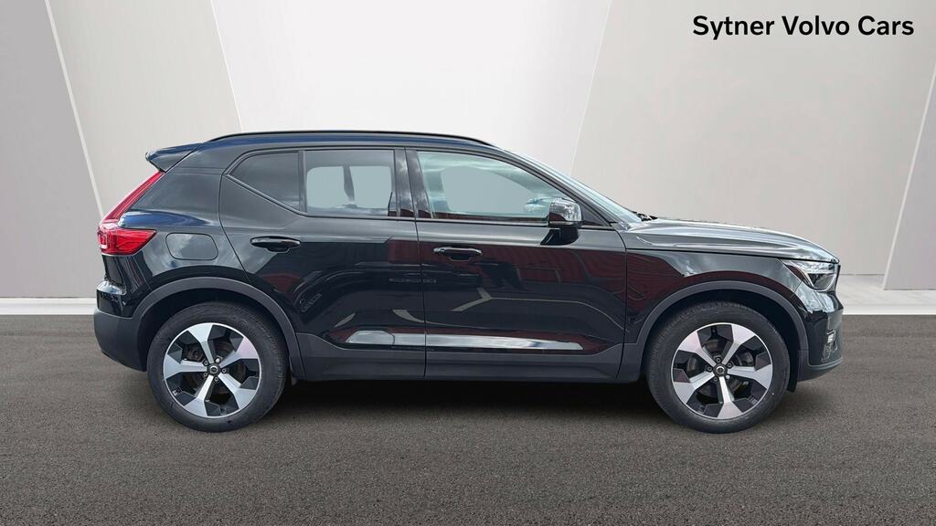 Volvo XC40 2.0 B3p Plus Dark RF25DXA Black #3