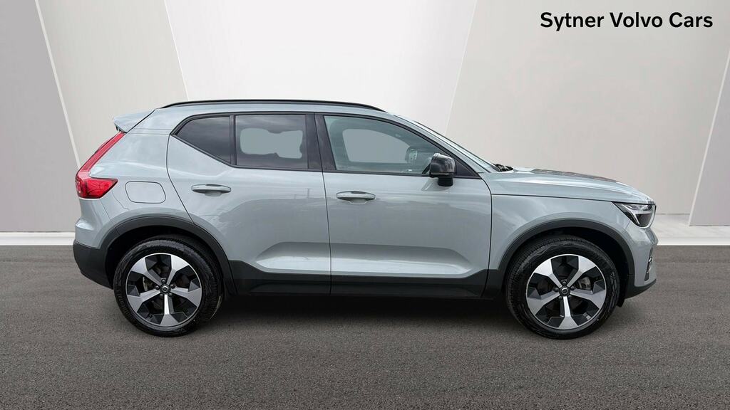 Volvo XC40 2.0 B3p Plus Dark RJ25GZW Grey #3