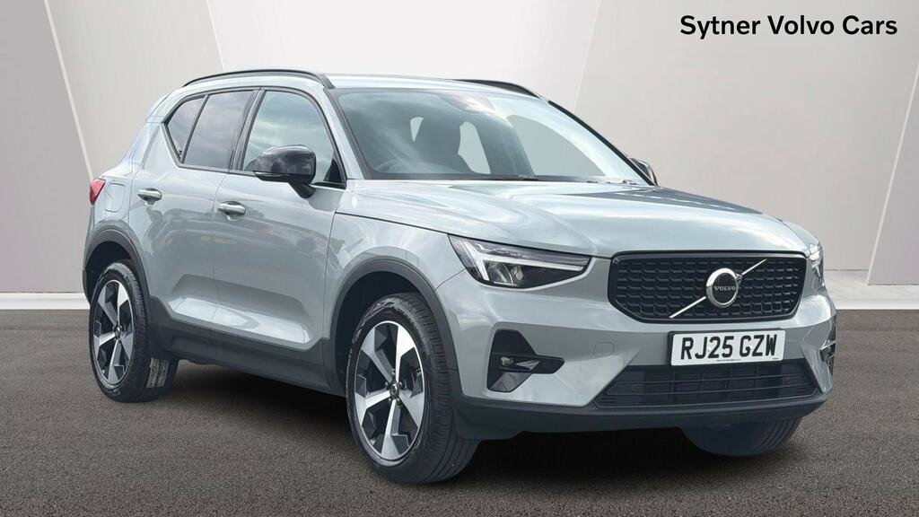 Volvo XC40 2.0 B3p Plus Dark Grey