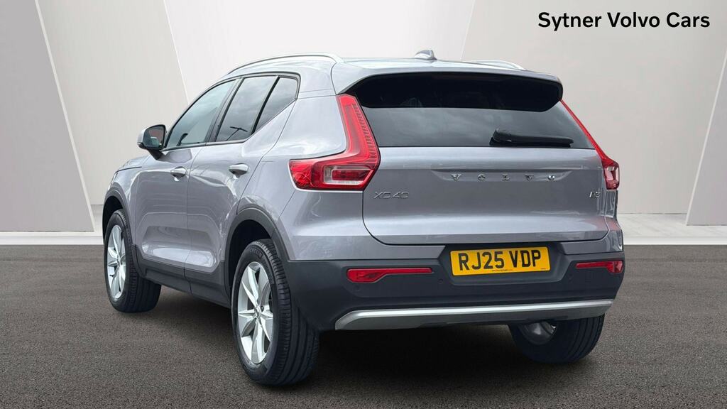 Volvo XC40 2.0 B3p Core RJ25VDP Silver #2