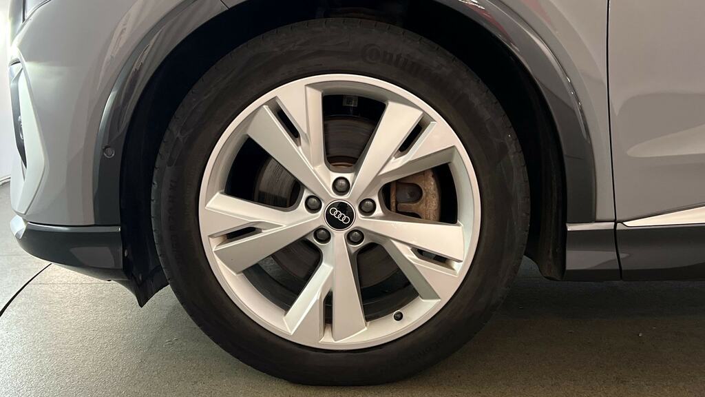 Audi Q4 E Tron 220Kw 50 Quattro 82Kwh S Line Cstech SK72FCJ Grey #5