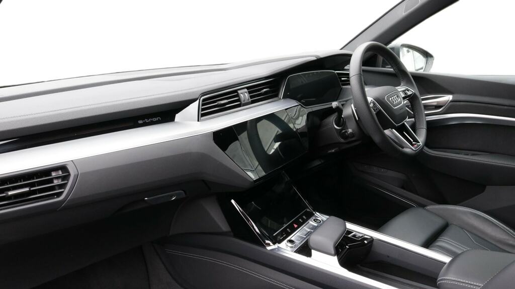 Audi Q8 e tron 300Kw 55 Quattro 114Kwh S Line Tech Pro DL24BXR Black #2