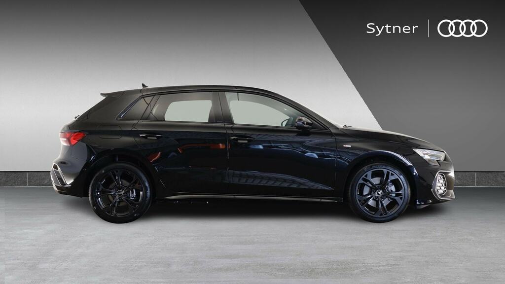 Audi A3 1.5 Tfsi E 204 Black Ed S Tronic Tech Pack YE26NSJ Black #4