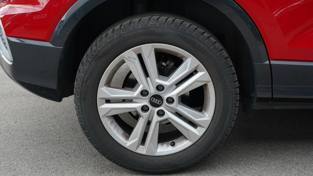 Audi Q2 35 Tfsi Sport S Tronic YD23JJS Red #5