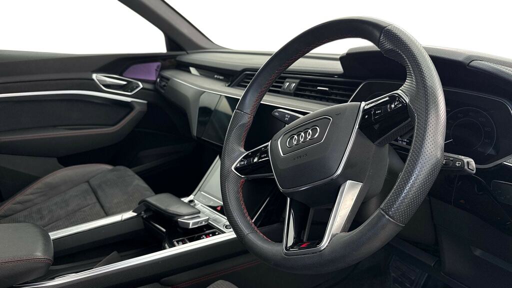 Audi Q8 e tron 300Kw 55 Quattro 114Kwh Launch Edition PK23TGZ Black #6
