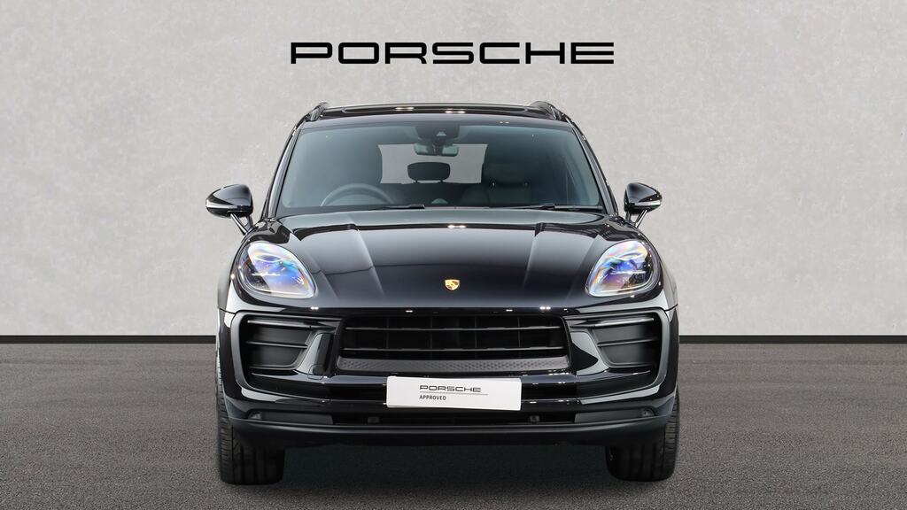 Porsche Macan 5dr Pdk DF75XCY Black #5