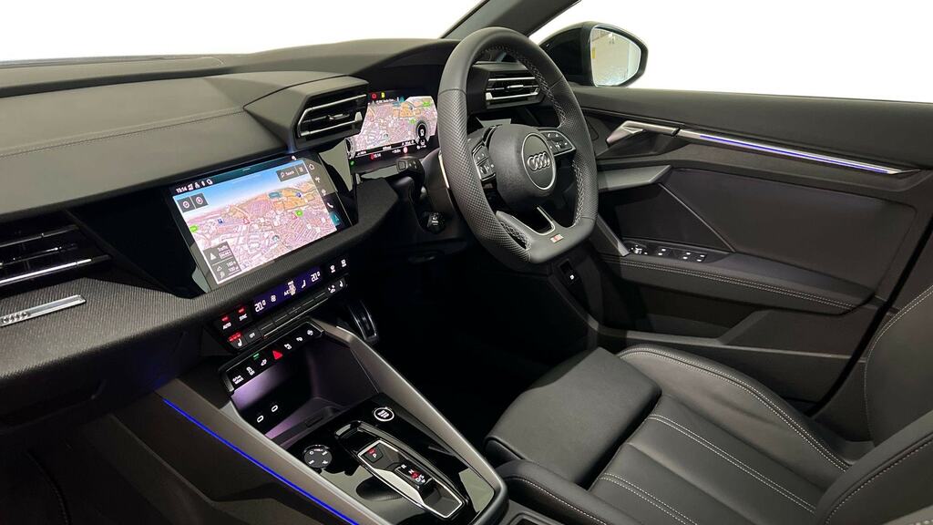 Audi A3 1.5 Tfsi E 204 Black Edition S Tronic FD26HXL Black #2