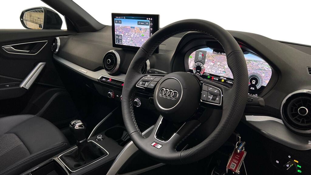 Audi Q2 35 Tfsi S Line FP26DDU Black #6