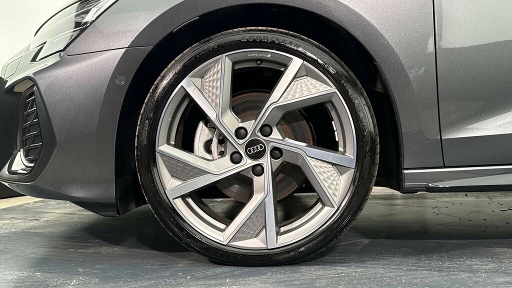 Audi A3 35 Tfsi Black Edition S Tronic Tech Pack DK25XHE Grey #5