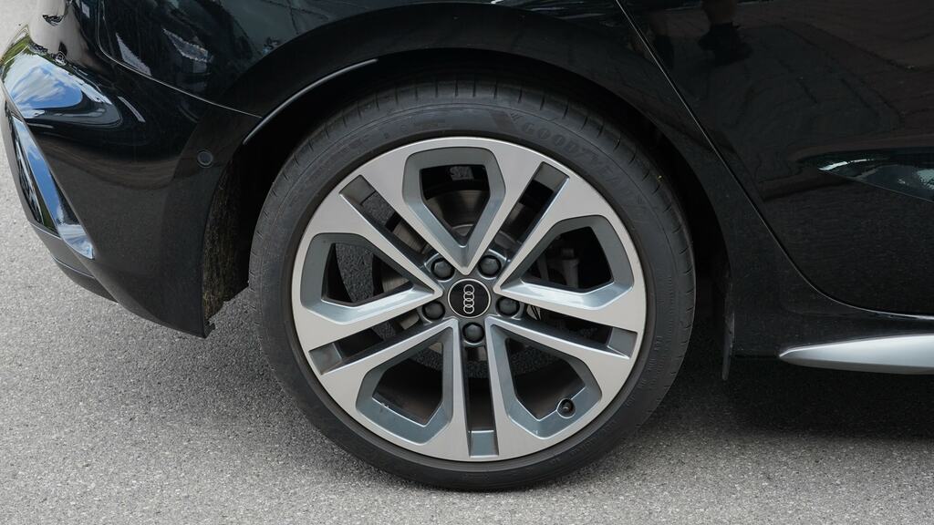 Audi A3 1.5 Tfsi 150 S Line Tech Pack YH75HSV Black #5