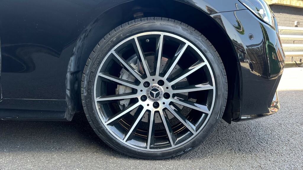 Mercedes-Benz E Class E300d 4Matic Amg Line Night Ed Pre 9G-tronic Black #5