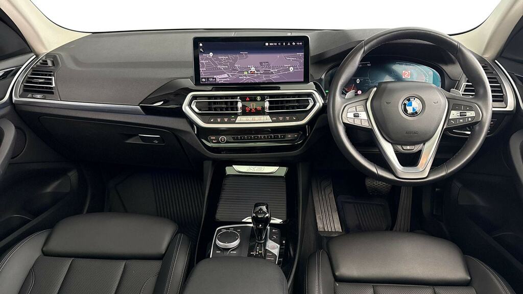 BMW X3 Xdrive20i Mht Xline Step LA22GZO Black #4