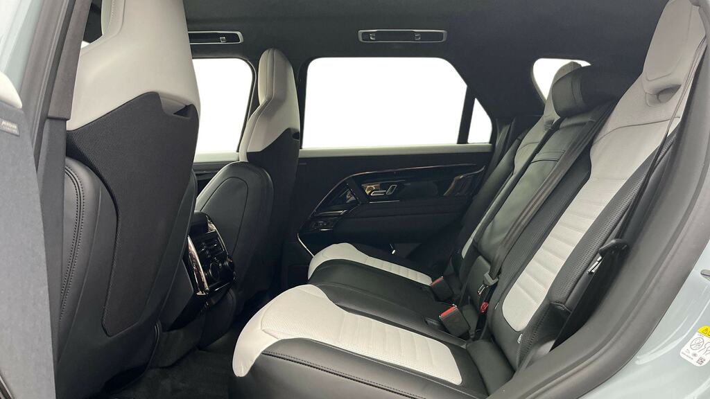 Land Rover Range Rover Sport 4.4 P635 V8 Sv MH75PXW Grey #4