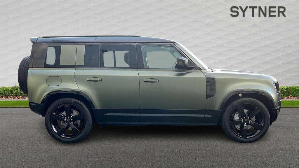Land Rover Defender 110 2.0 P300e X-dynamic Se 110 Green #5
