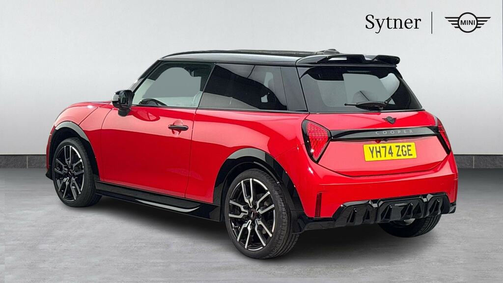 Mini Hatch 1.5 C Sport Level 2 YH74ZGE Red #2