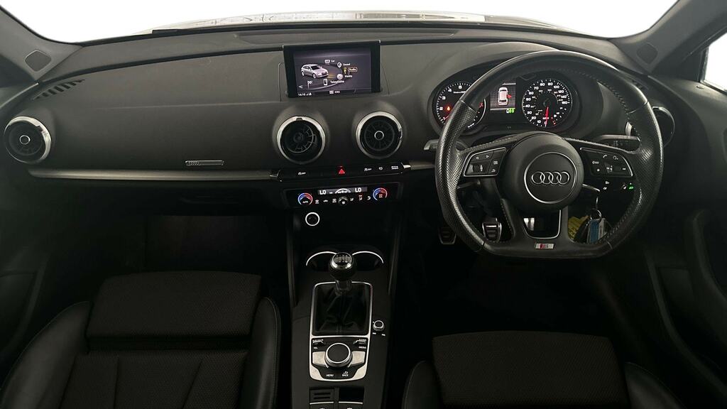 Audi A3 1.5 Tfsi Black Edition BK68XEY White #6