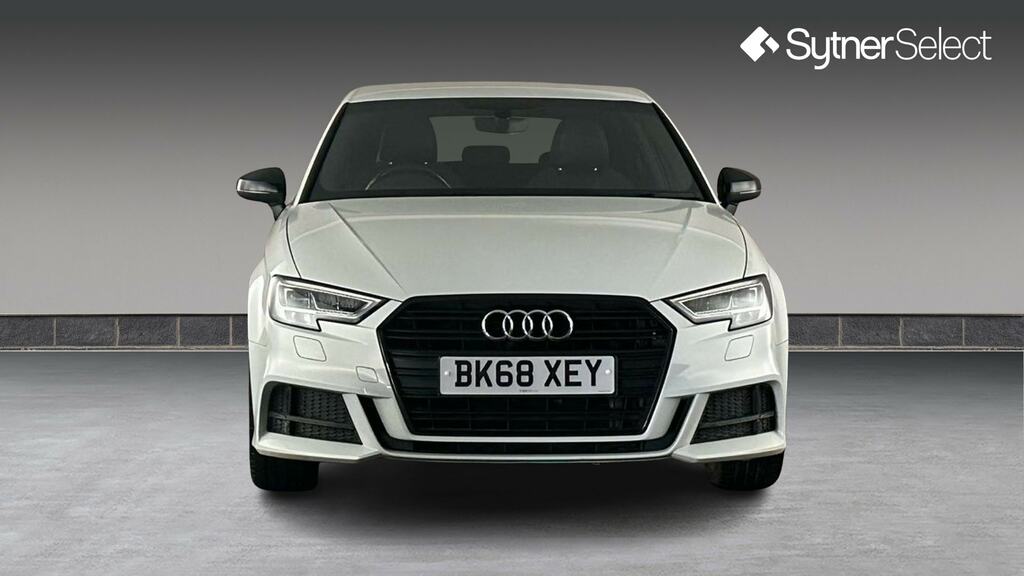 Audi A3 1.5 Tfsi Black Edition BK68XEY White #4