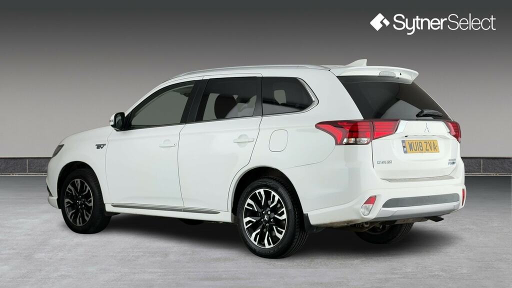 Mitsubishi Outlander 2.0 Phev Gx5h WU18ZVA White #2
