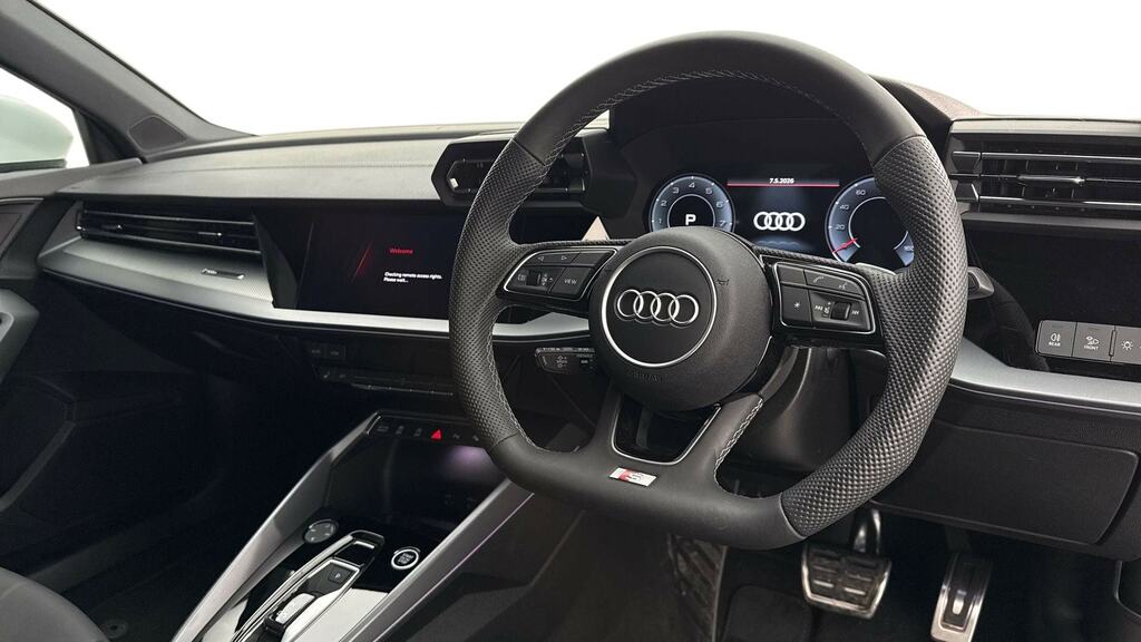 Audi A3 35 Tfsi S Line S Tronic YA25MZE White #6