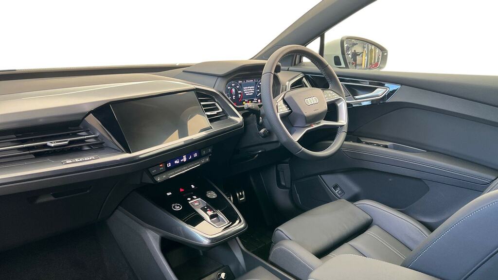 Audi Q4 E Tron 150Kw 40 63Kwh S Line Leather White #2